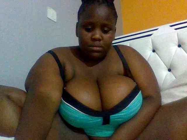 Bursty-Monique webcam