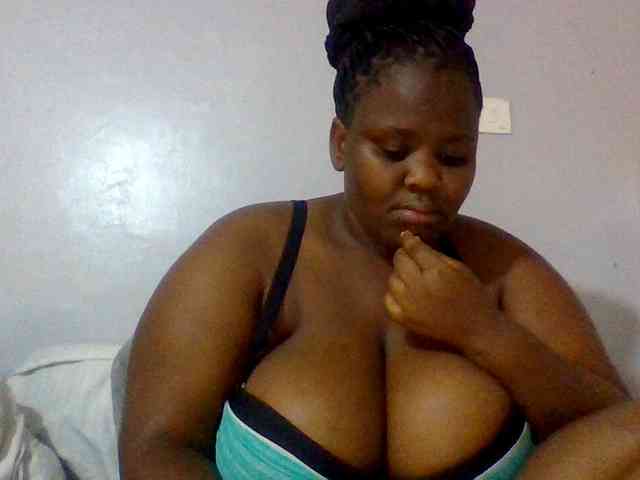 Bursty-Monique webcam