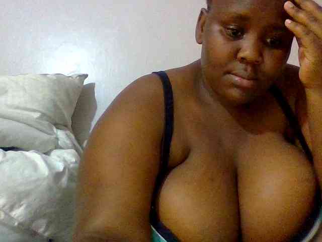 Bursty-Monique webcam