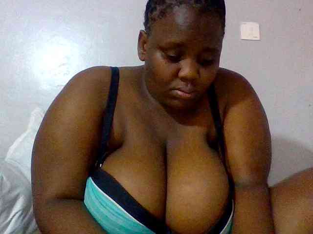 Bursty-Monique webcam