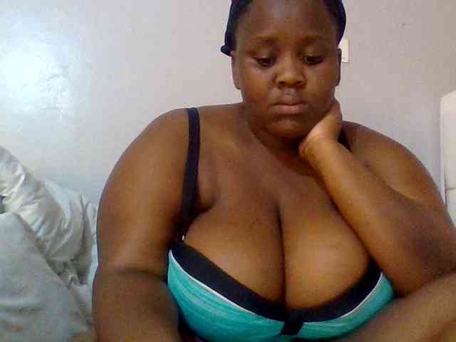 Bursty-Monique webcam