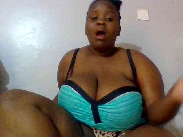 Bursty-Monique webcam