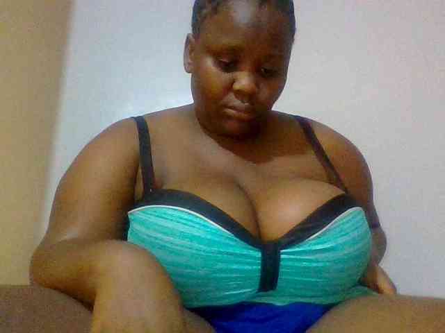 Bursty-Monique webcam
