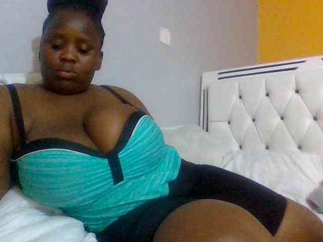 Bursty-Monique webcam
