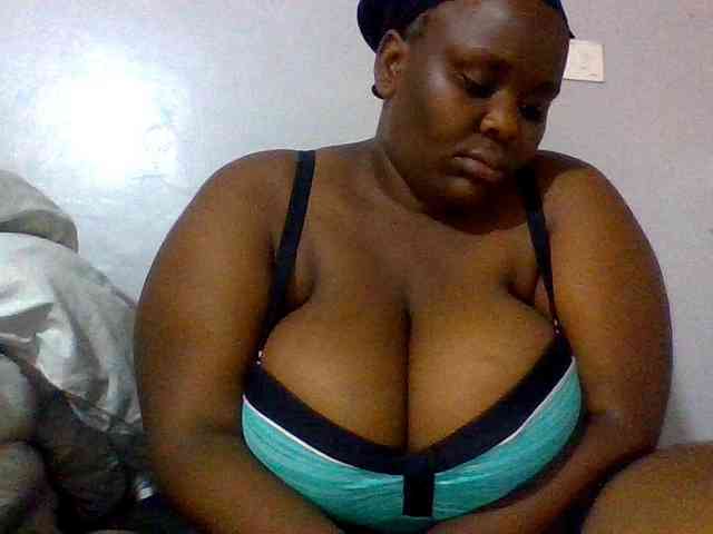 Bursty-Monique webcam