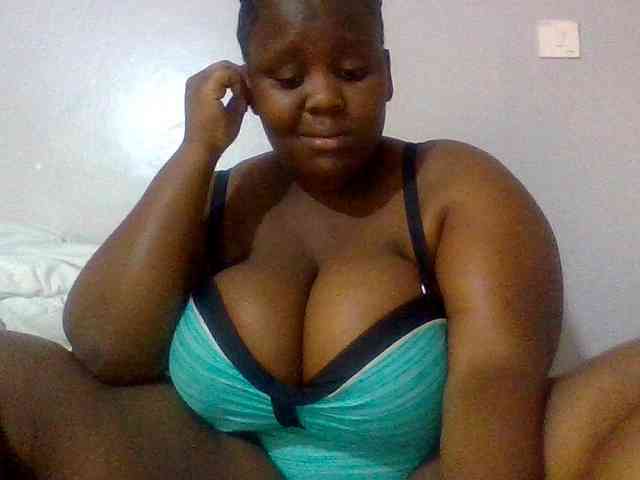 Bursty-Monique webcam