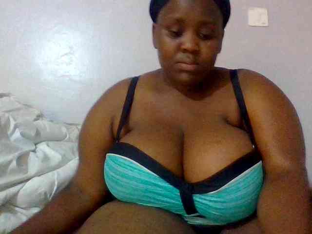 Bursty-Monique webcam