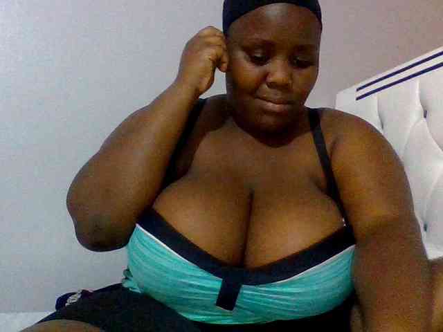 Bursty-Monique webcam