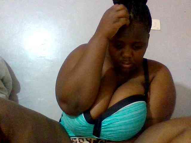 Bursty-Monique webcam