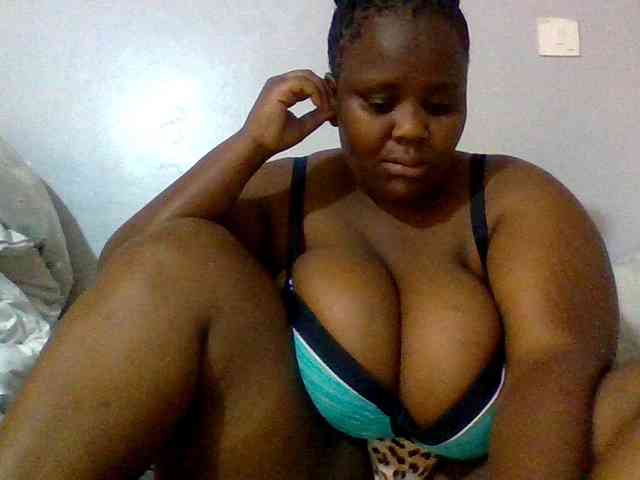 Bursty-Monique webcam