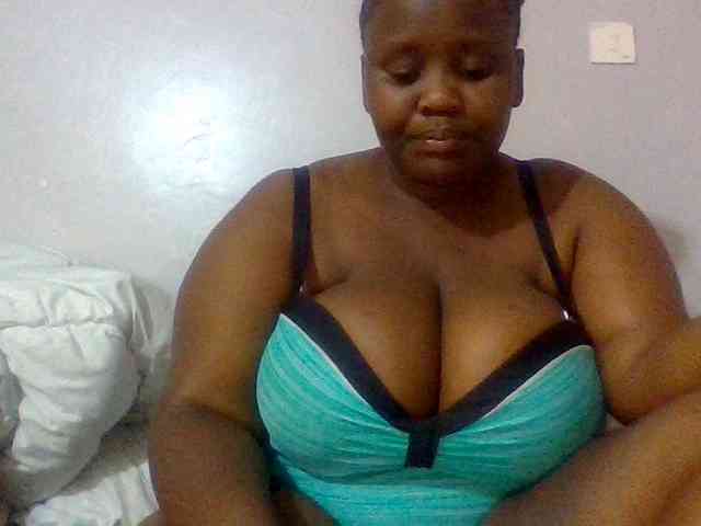 Bursty-Monique webcam