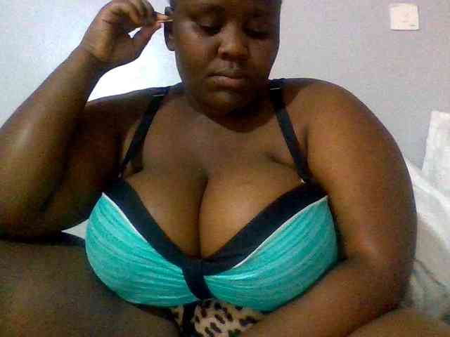 Bursty-Monique webcam