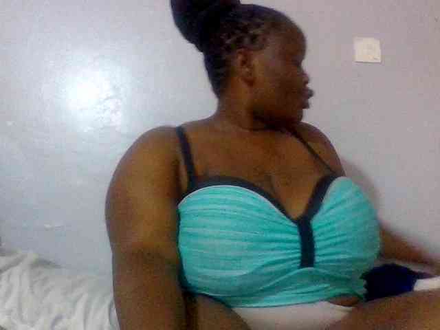 Bursty-Monique webcam