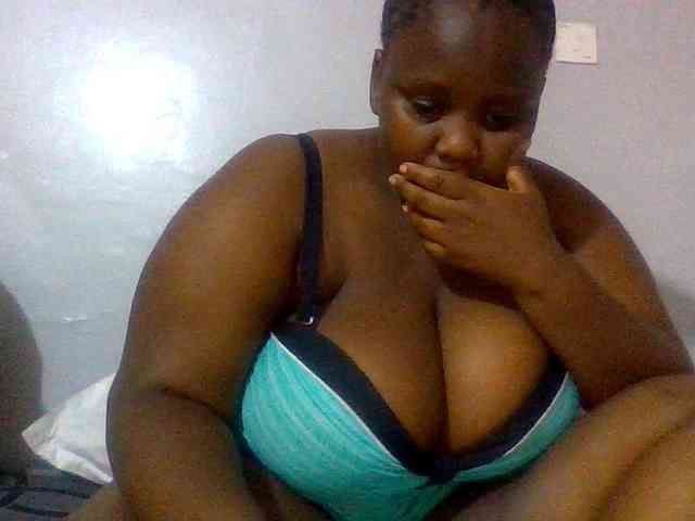 Bursty-Monique webcam