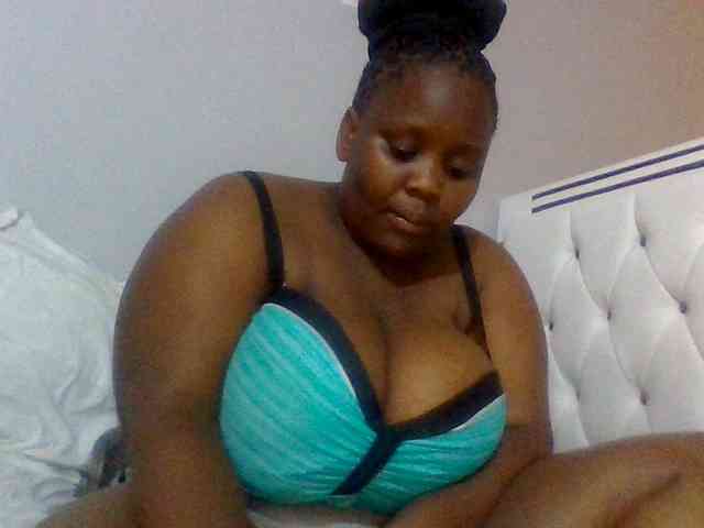 Bursty-Monique webcam