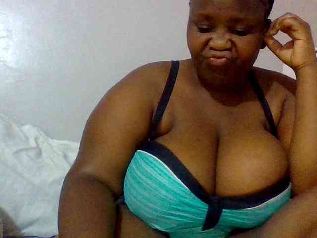 Bursty-Monique webcam