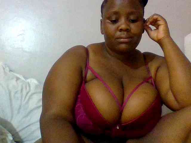 Bursty-Monique webcam