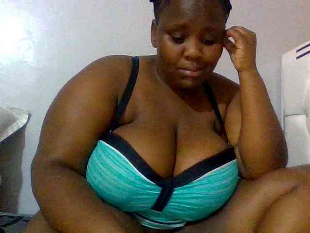 Bursty-Monique webcam