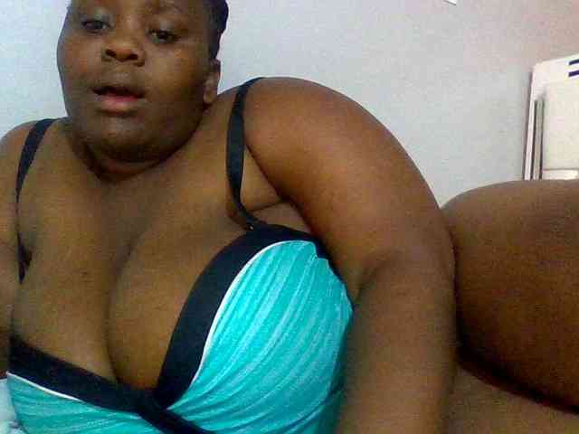 Bursty-Monique webcam