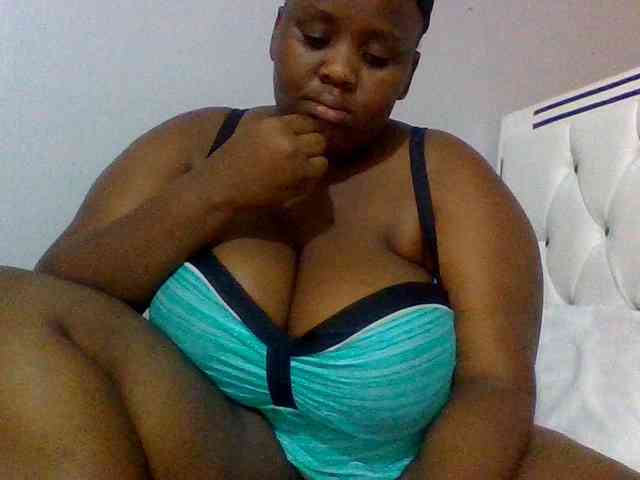 Bursty-Monique webcam