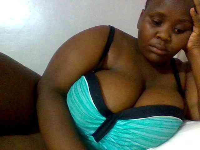 Bursty-Monique webcam