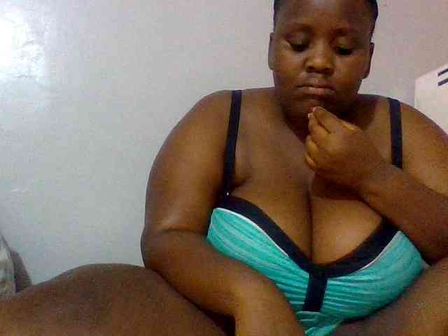 Bursty-Monique webcam