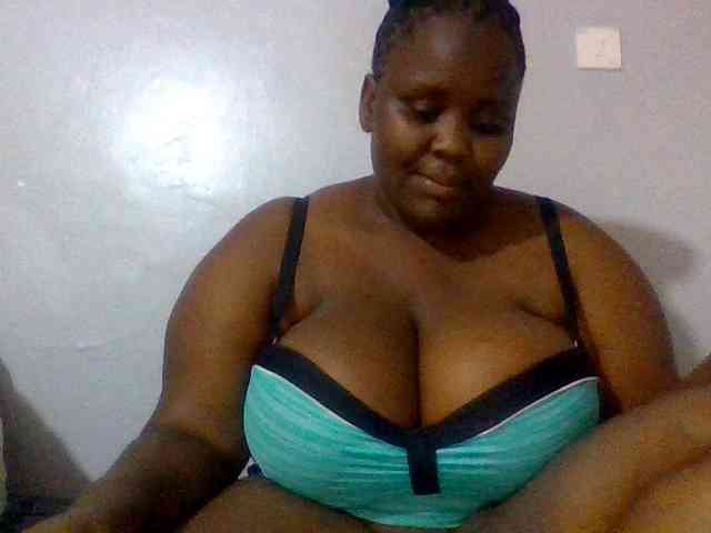 Bursty-Monique webcam