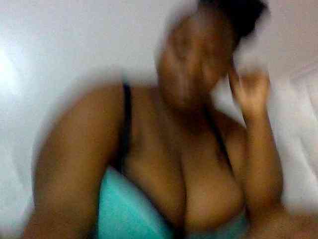 Bursty-Monique webcam