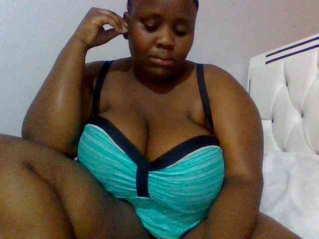 Bursty-Monique webcam