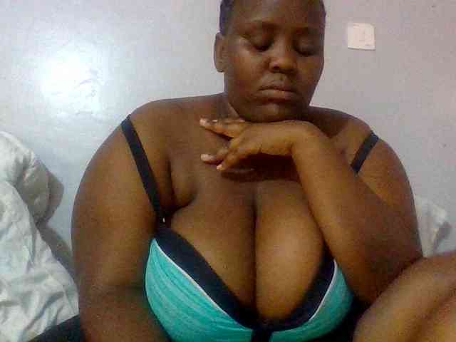 Bursty-Monique webcam