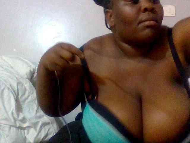 Bursty-Monique webcam