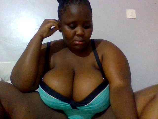 Bursty-Monique webcam