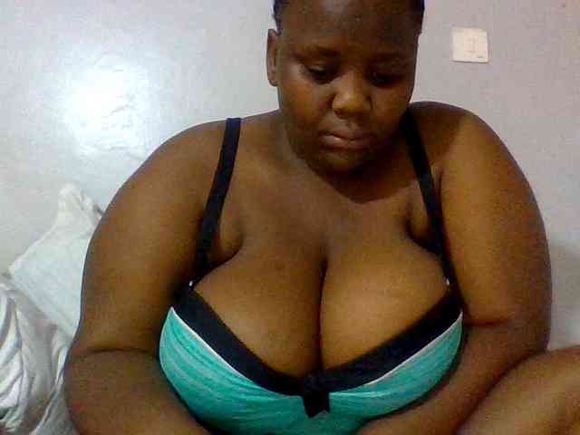 Bursty-Monique webcam