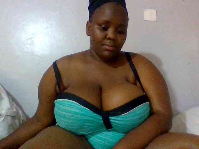 Bursty-Monique webcam