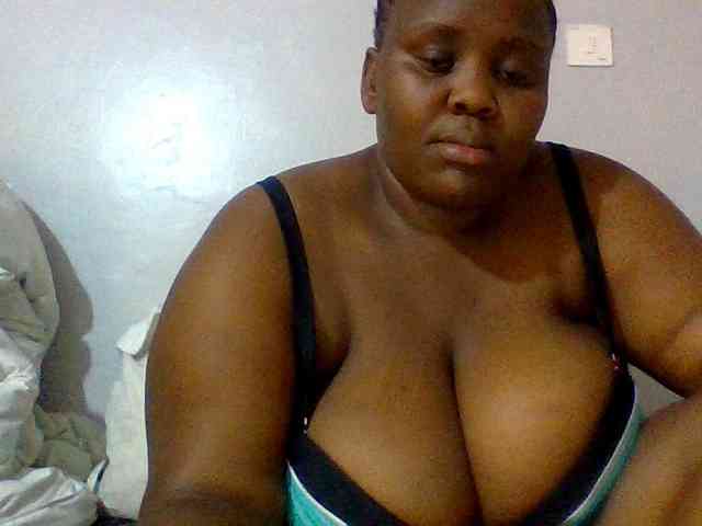 Bursty-Monique webcam