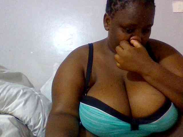 Bursty-Monique webcam