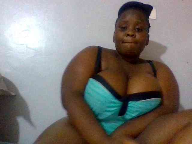 Bursty-Monique webcam