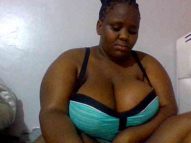 Bursty-Monique webcam