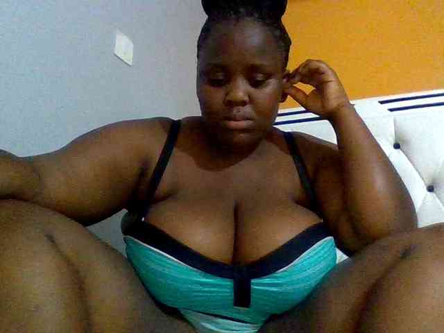 Bursty-Monique webcam
