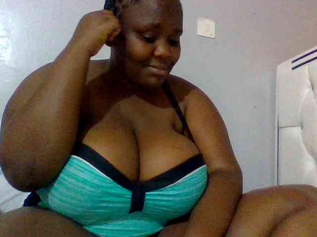 Bursty-Monique webcam