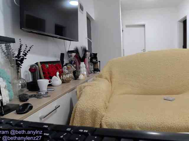BethanyLenz webcam