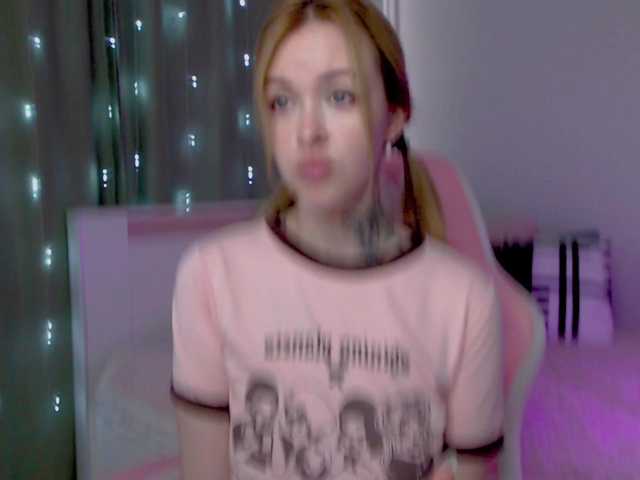 NaughtyMable webcam