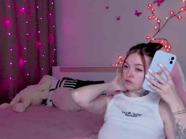 NaughtyMable webcam