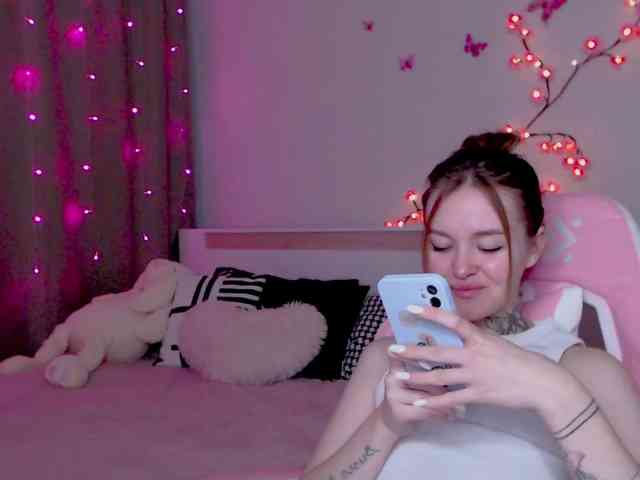 NaughtyMable webcam