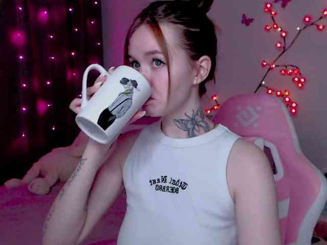 NaughtyMable webcam