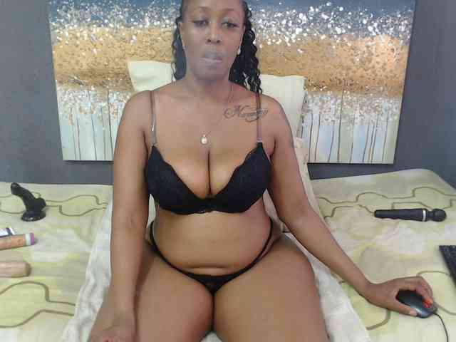 DARKNLOVELYxxx99a webcam