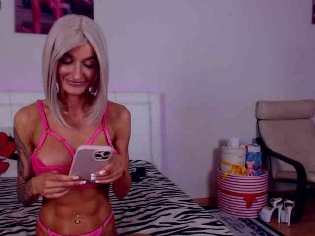 SonjaRay webcam