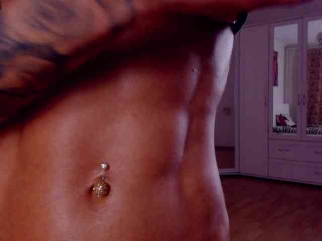 SonjaRay webcam