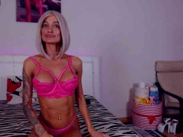 SonjaRay webcam