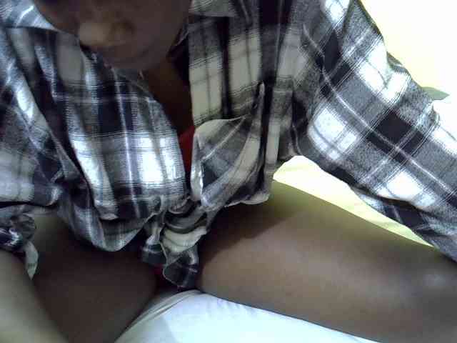 Sexyyves webcam